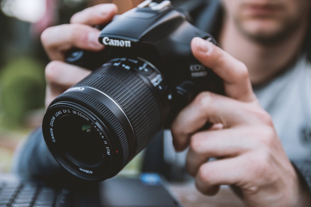 Lampy fotograficzne – podstawa profesjonalnych ujęć